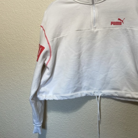Puma Women's White Cropped Sweatshirt. Excellent Condition. Size XL. - Picture 4 of 12